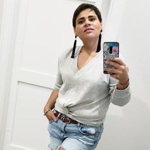 Meet your Posher, Laura